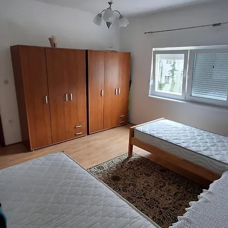 Apartment Maric Ivisovo Greblje